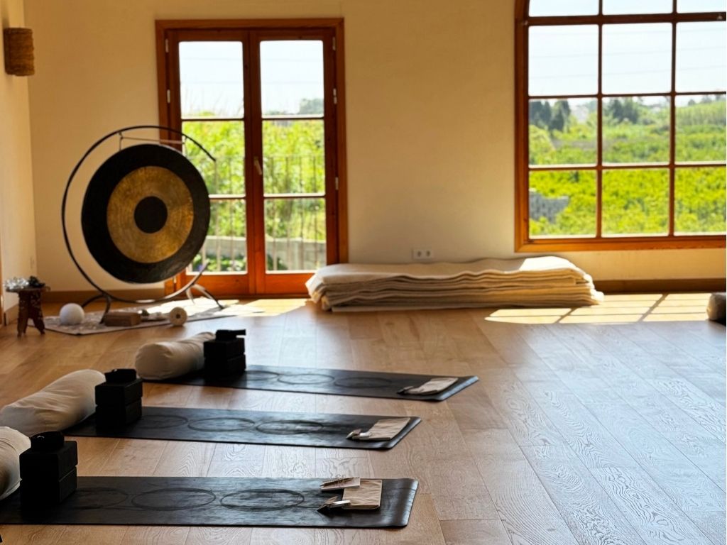 spain yoga retreat - valentina mocchi