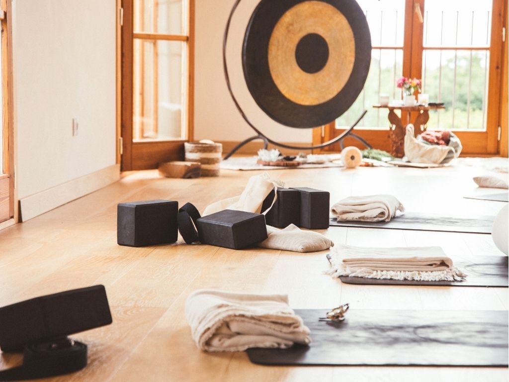 spain yoga retreat - valentina mocchi